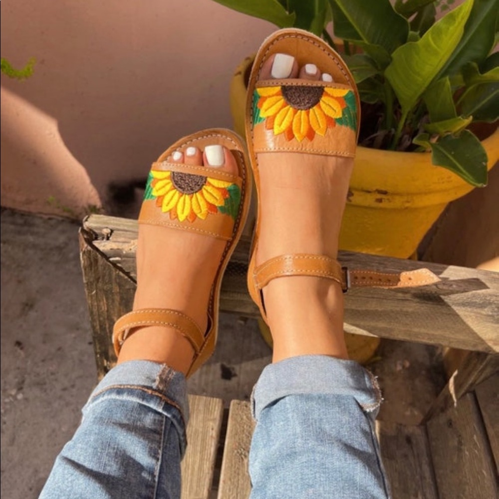 Sunflower huarache